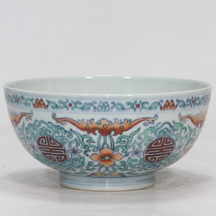 A Exquisite Doucai Bat Pattern Bowl - 2