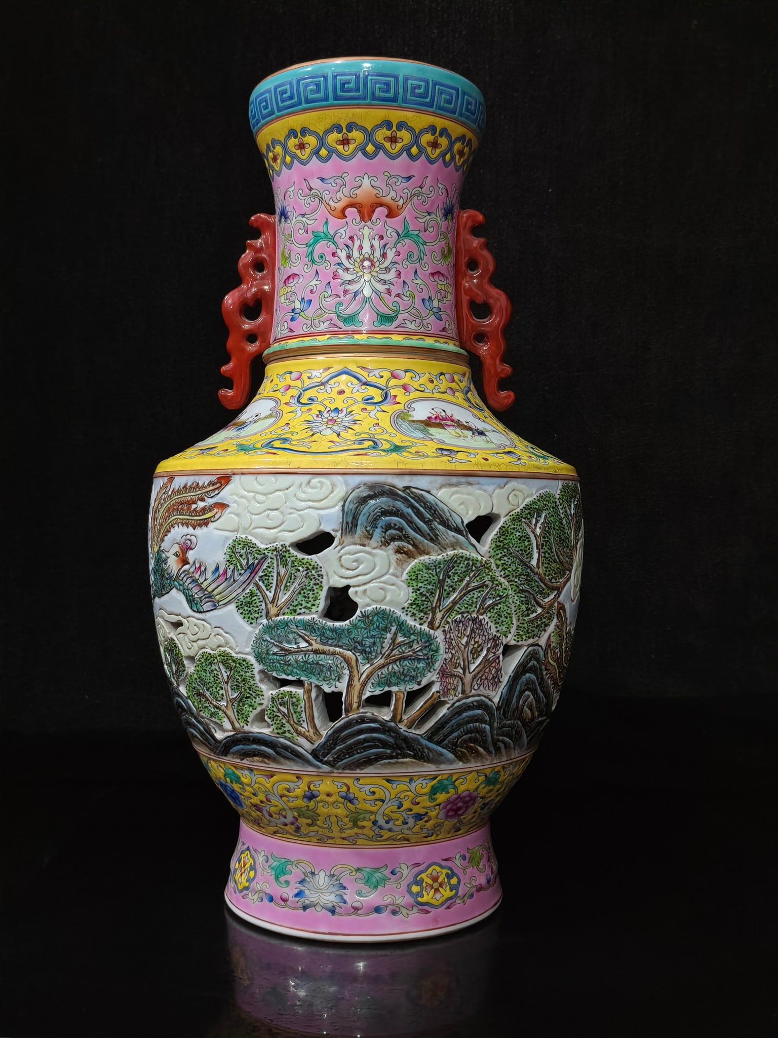 A Exquisite Enamel Landscape Pattern Double-Ears Vase - 3