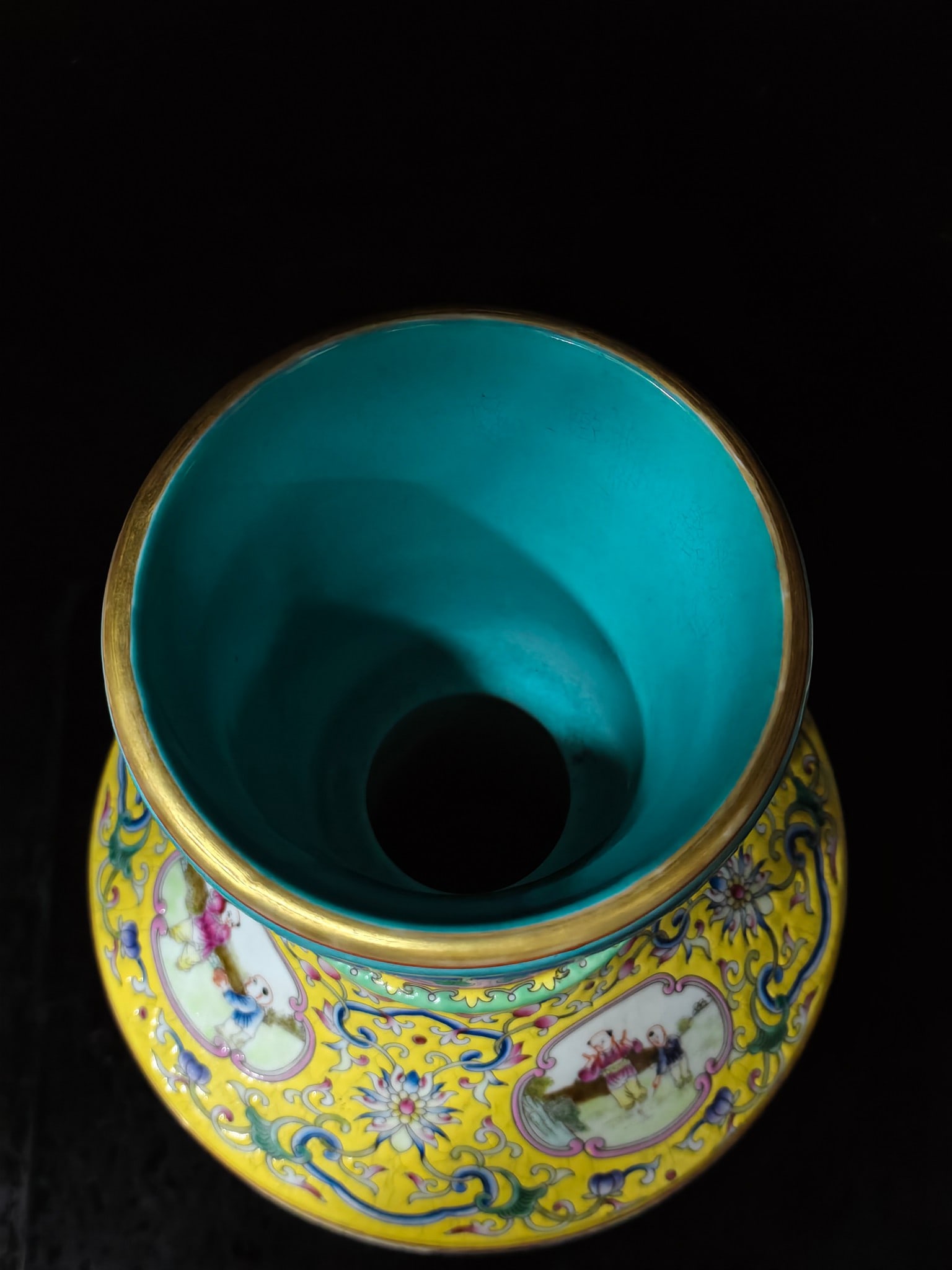 A Exquisite Enamel Landscape Pattern Double-Ears Vase - 4