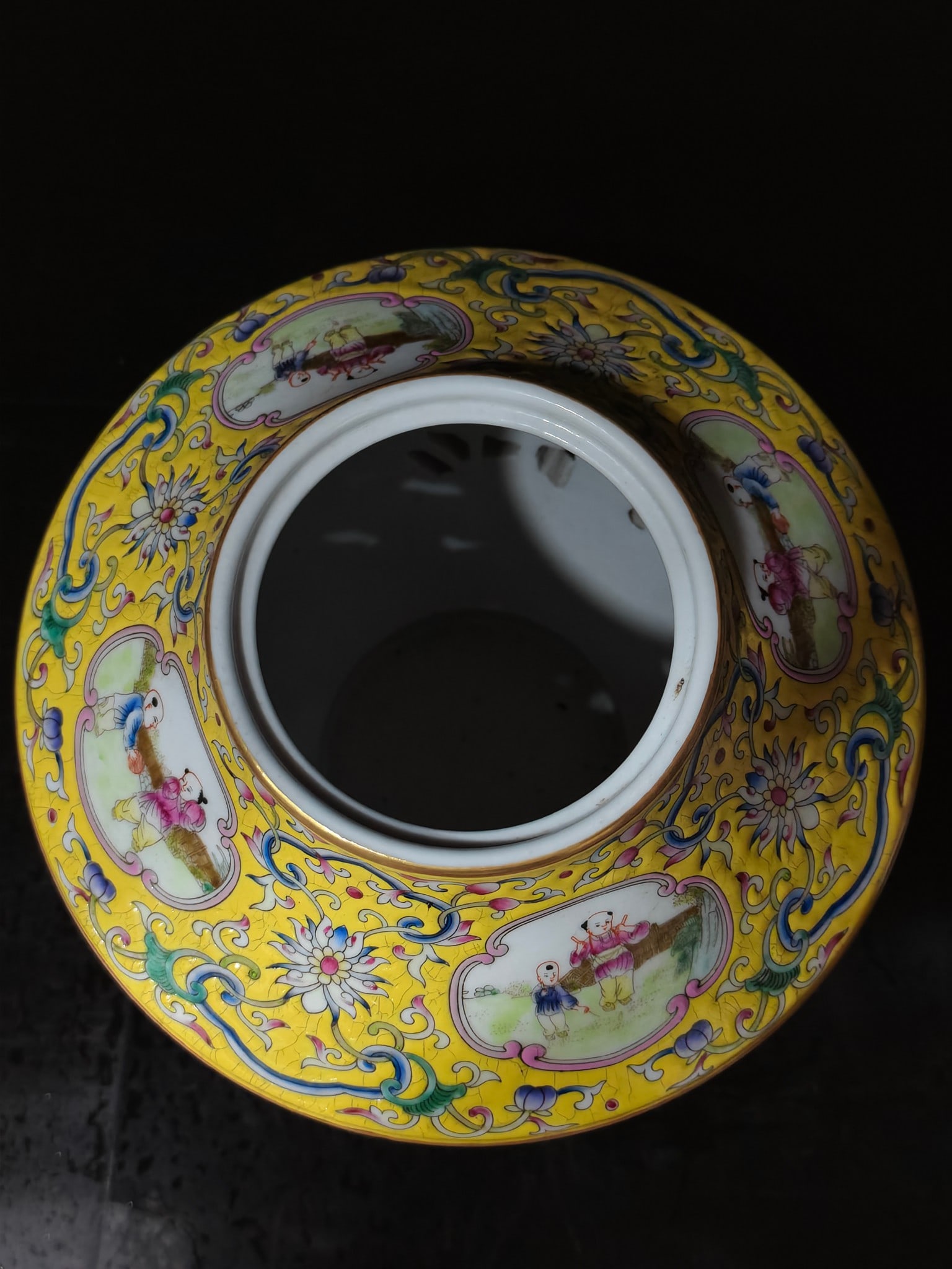A Exquisite Enamel Landscape Pattern Double-Ears Vase - 7