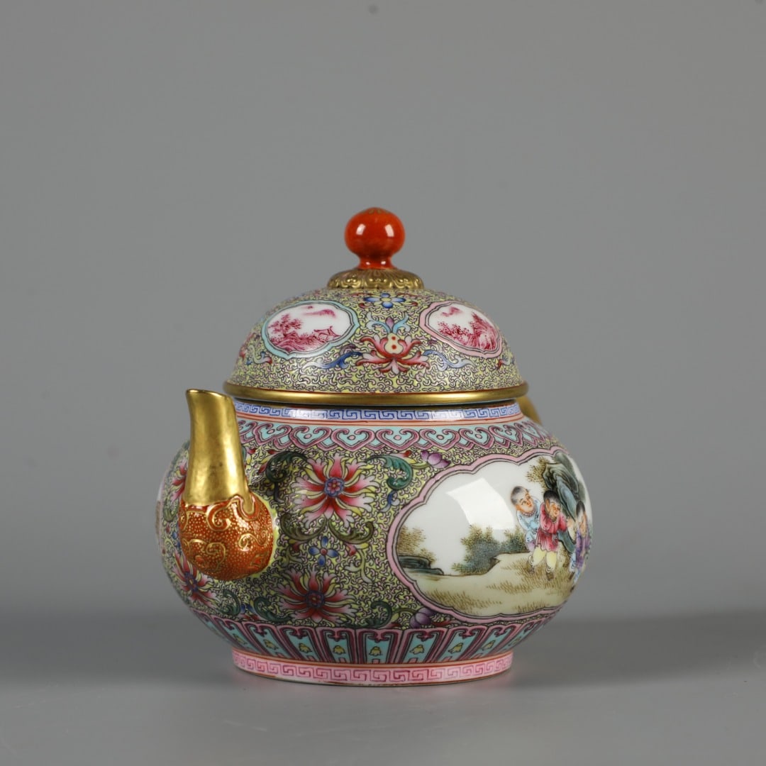 A Exquisite Enamel Gilt Figures Pattern Ewer - 4