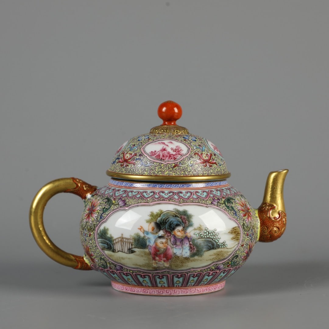 A Exquisite Enamel Gilt Figures Pattern Ewer - 6
