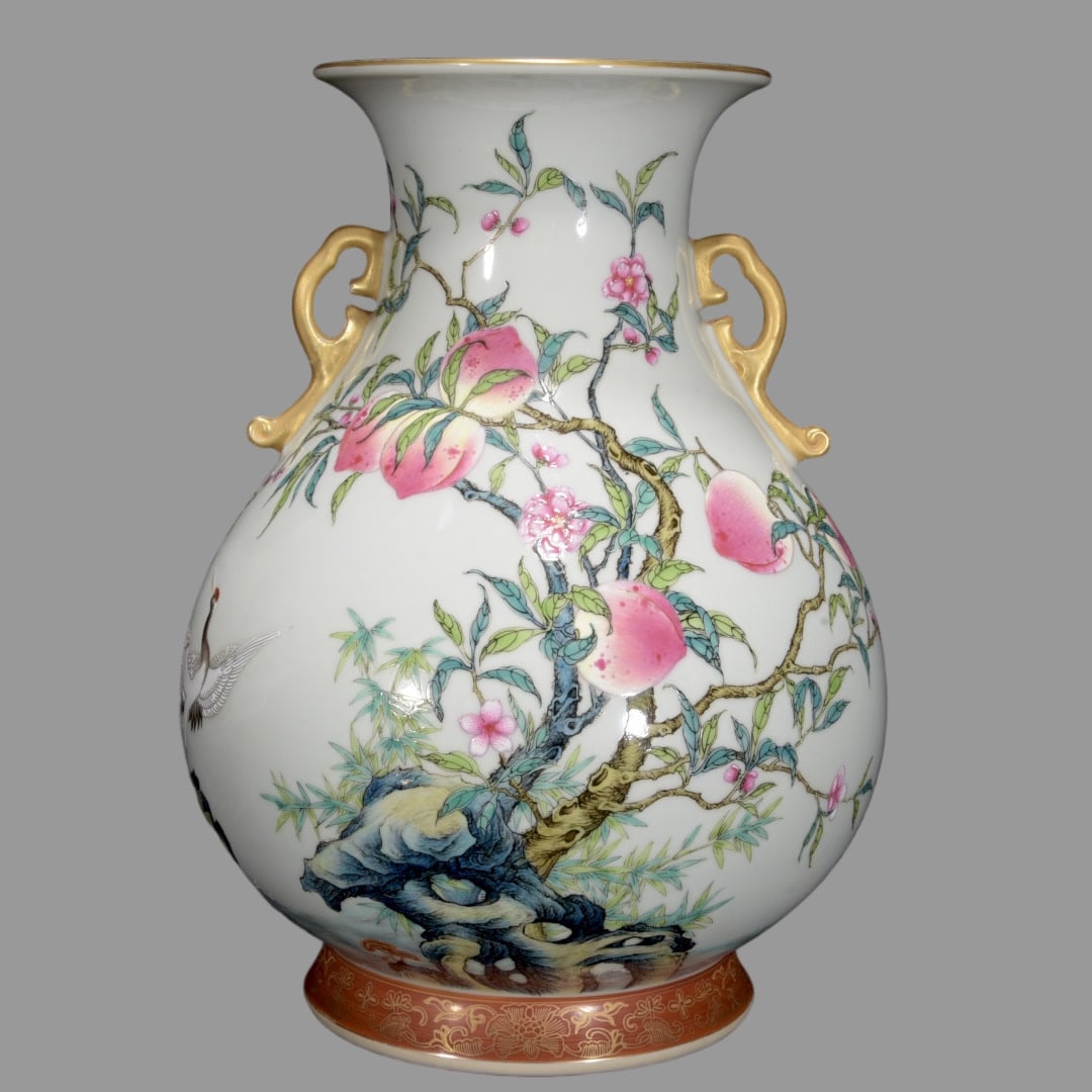 A Exquisite Famille-Rose Peach Pattern Double-Ears Vase: A Exquisite Famille-Rose Peach Pattern Double-Ears Vase,Qing Dynasty, China,Yongzheng Six-character Mark,Size:10.6inx8.3in