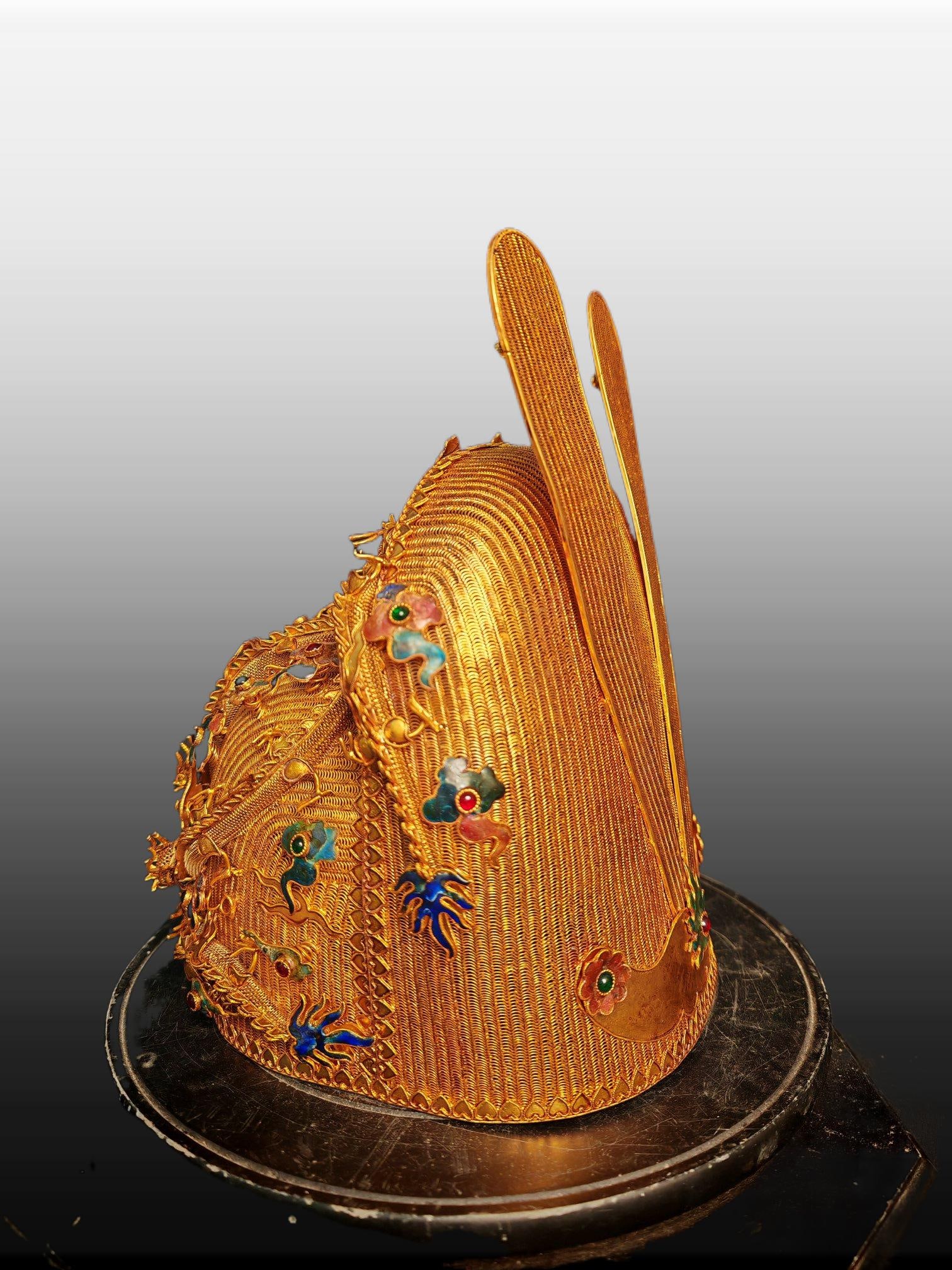 A Exquisite Filigree Gilt Dragon Pattern Hat - 4