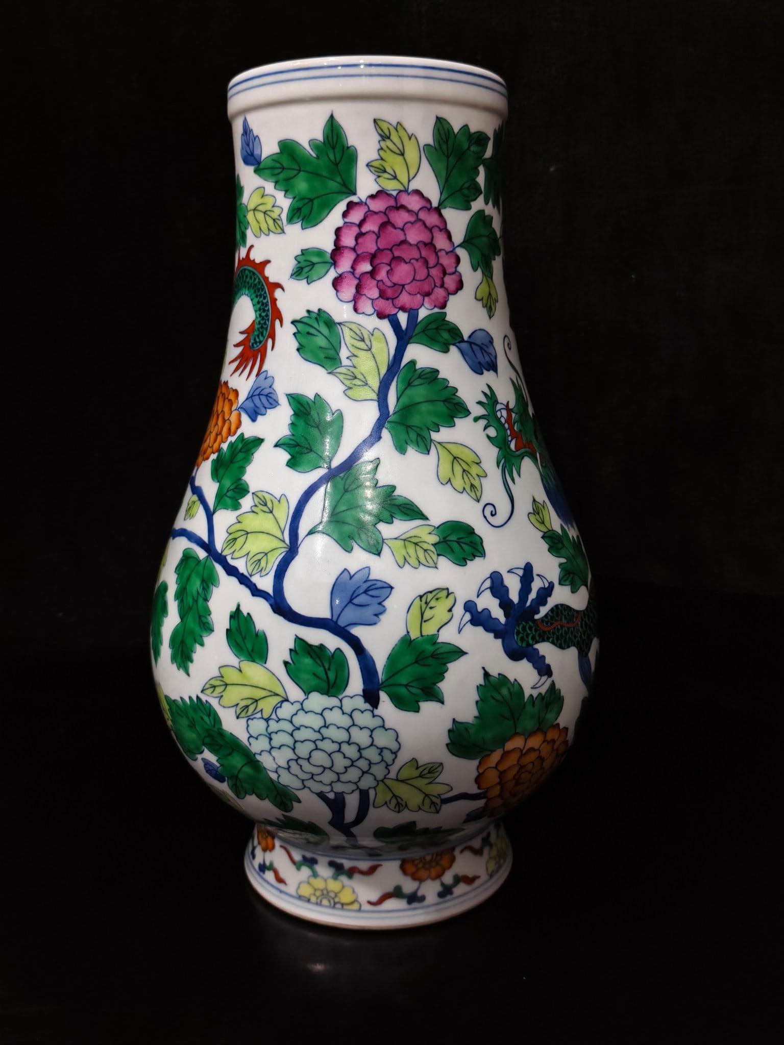 A Exquisite Doucai Dragon Pattern Vase - 2