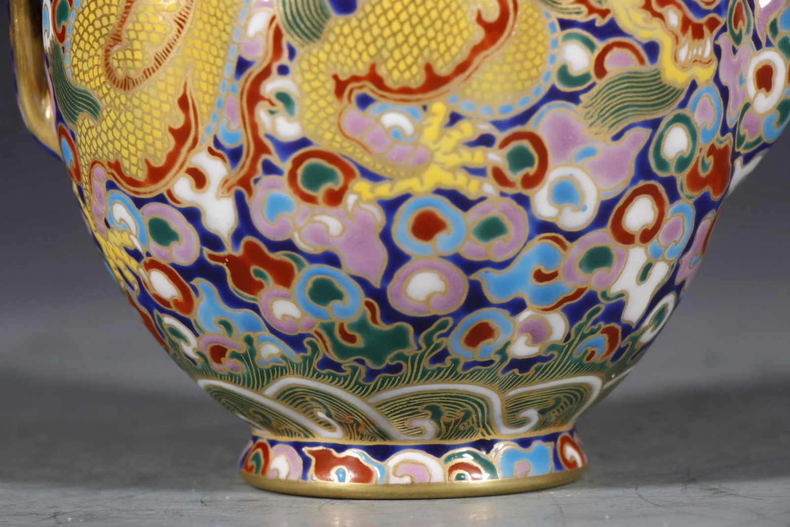 A Exquisite Enamel Dragon Pattern Ewer - 8