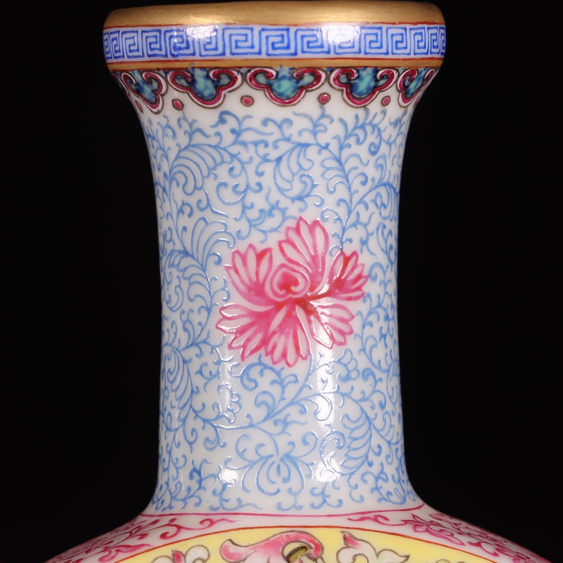 Enamel Yellow Ground Figures Pattern Vase - 2