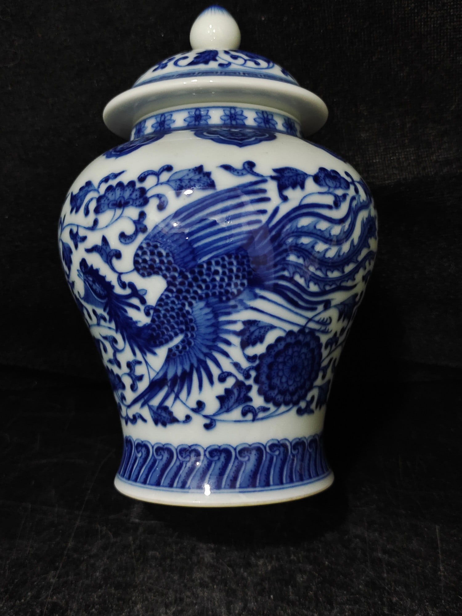 A Exquisite Blue and White Phoenix Pattern Jar - 7