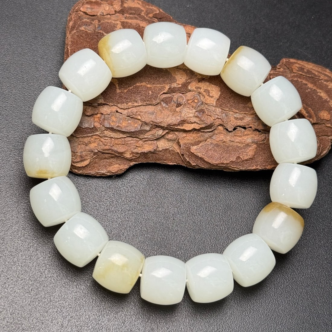A Exquisite Hotan Jade Bracelets - 3