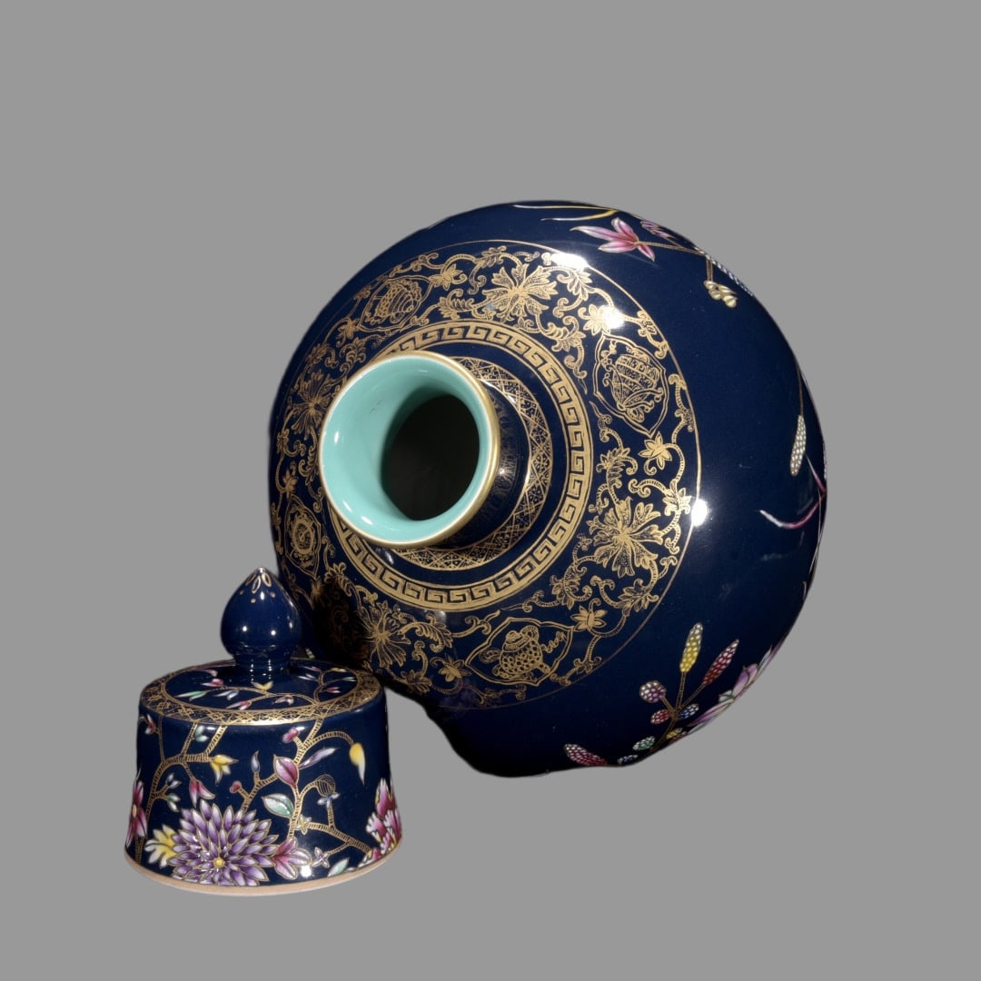 A Exquisite Ji Blue Glazed Flower Pattern Vase - 7