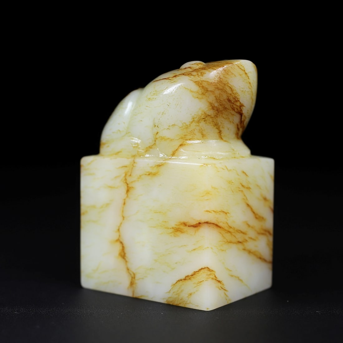 A Exquisite Hotan Jade Frog - 2