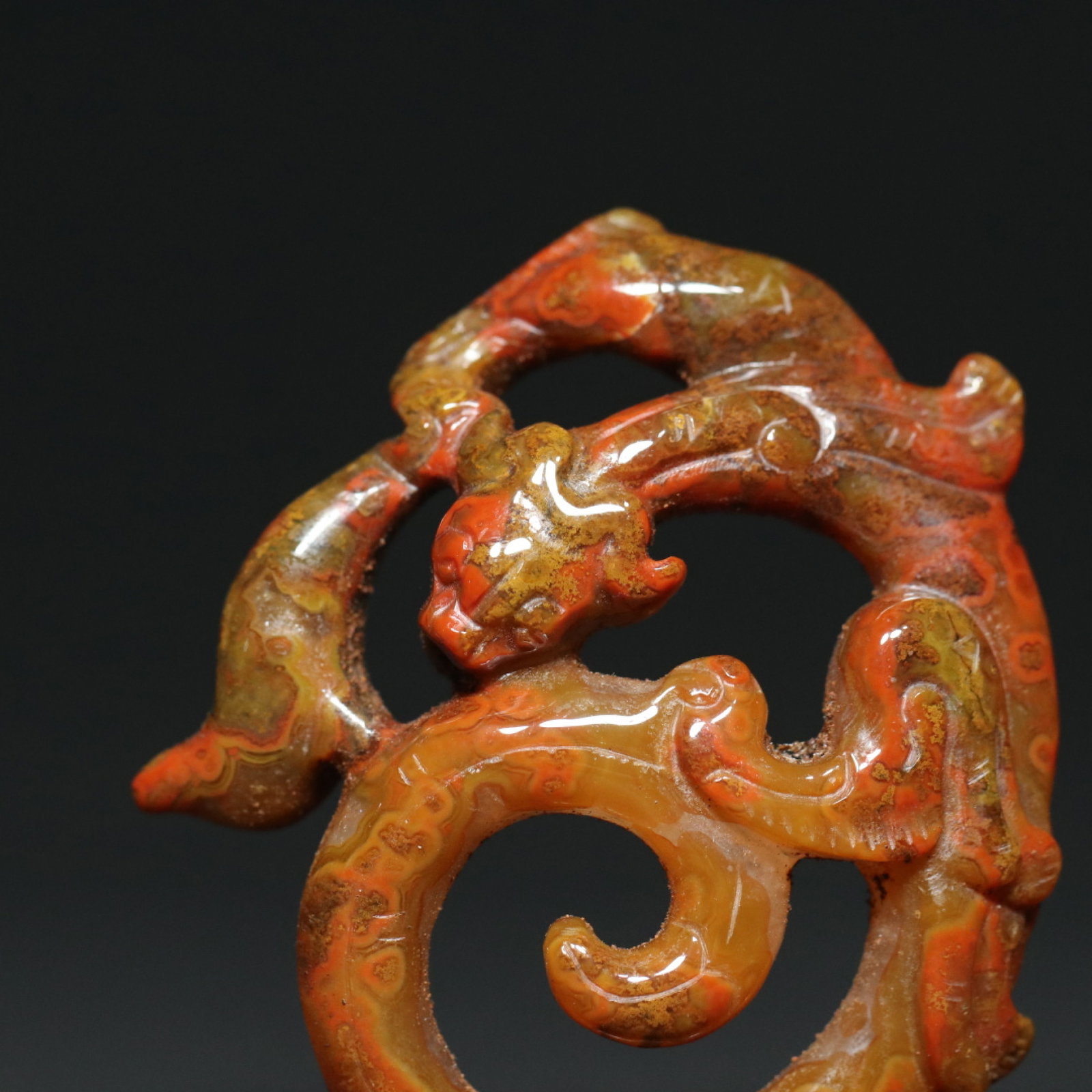 An Exquisite Agate Chi-Dragon Pattern Pendant - 5