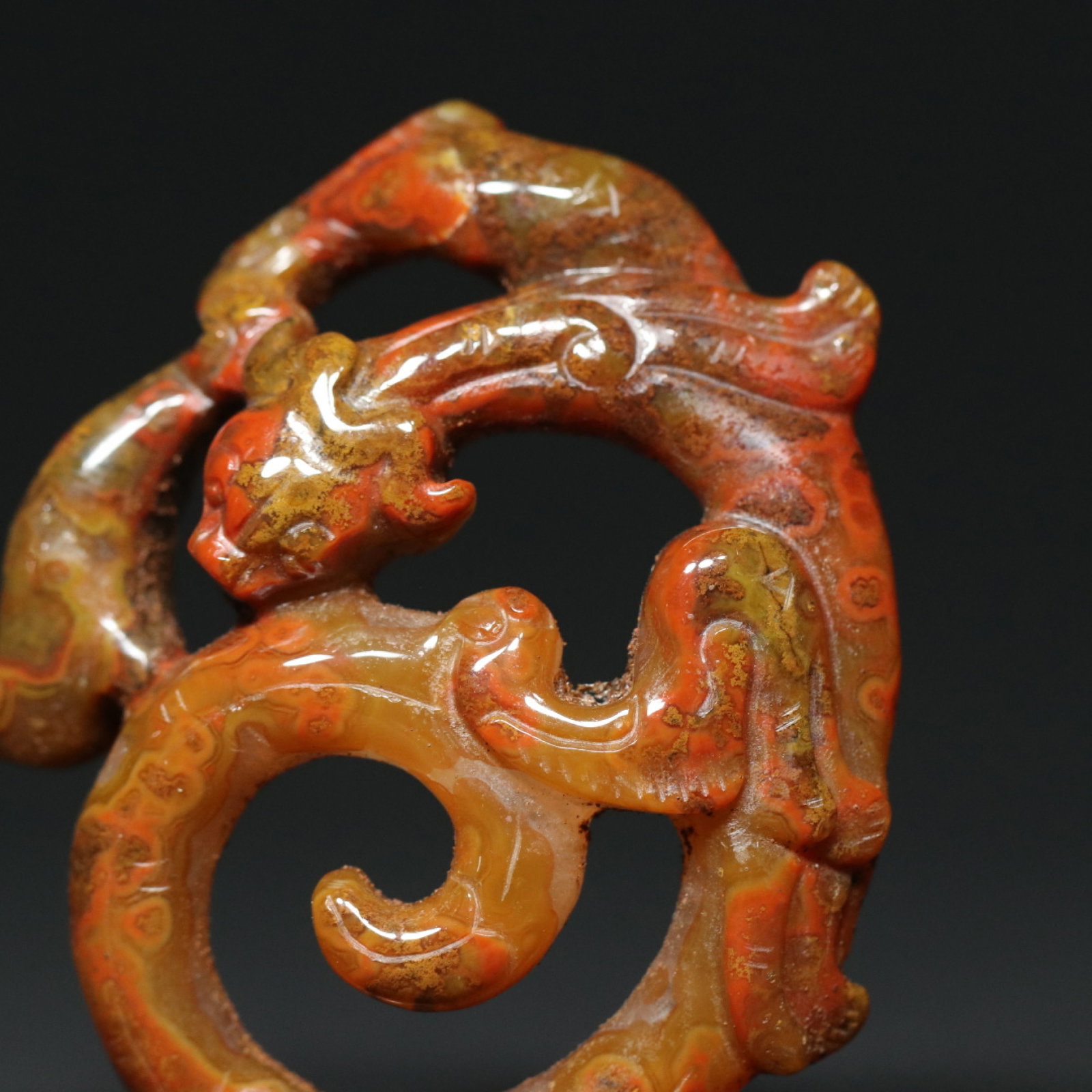 An Exquisite Agate Chi-Dragon Pattern Pendant - 6