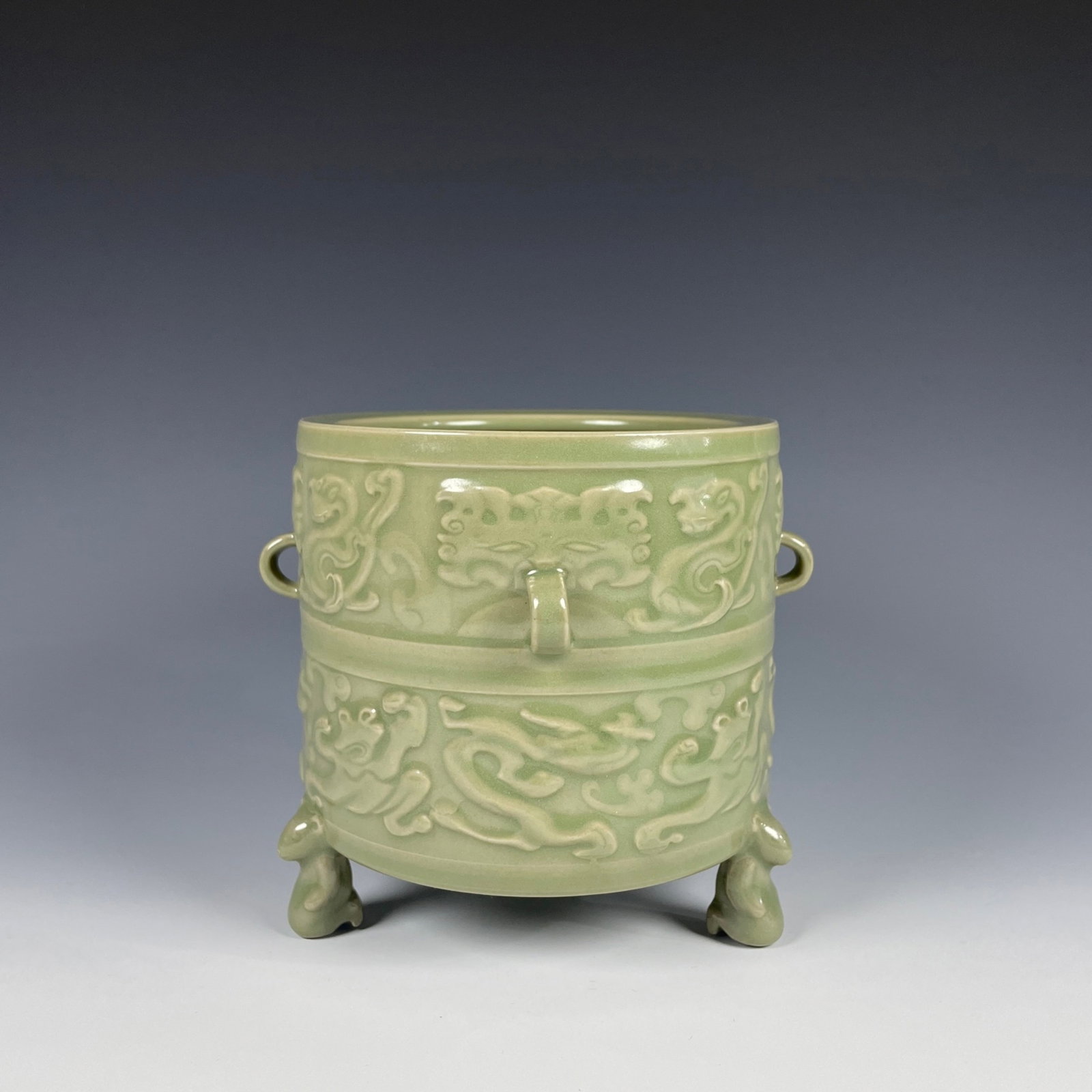 An Exquisite Yue yao Beast-Face Pattern Double-Ears and Tripod Censer (1 of 9)