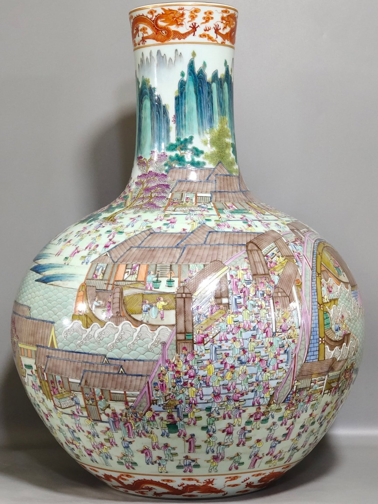 A Huge Famille-Rose Character and Story Pattern Vase: A Huge Famille-Rose Character and Story Pattern Vase,Qing Dynasty,China,Qianlong Six-character Mark,Size:21.3inx15in
