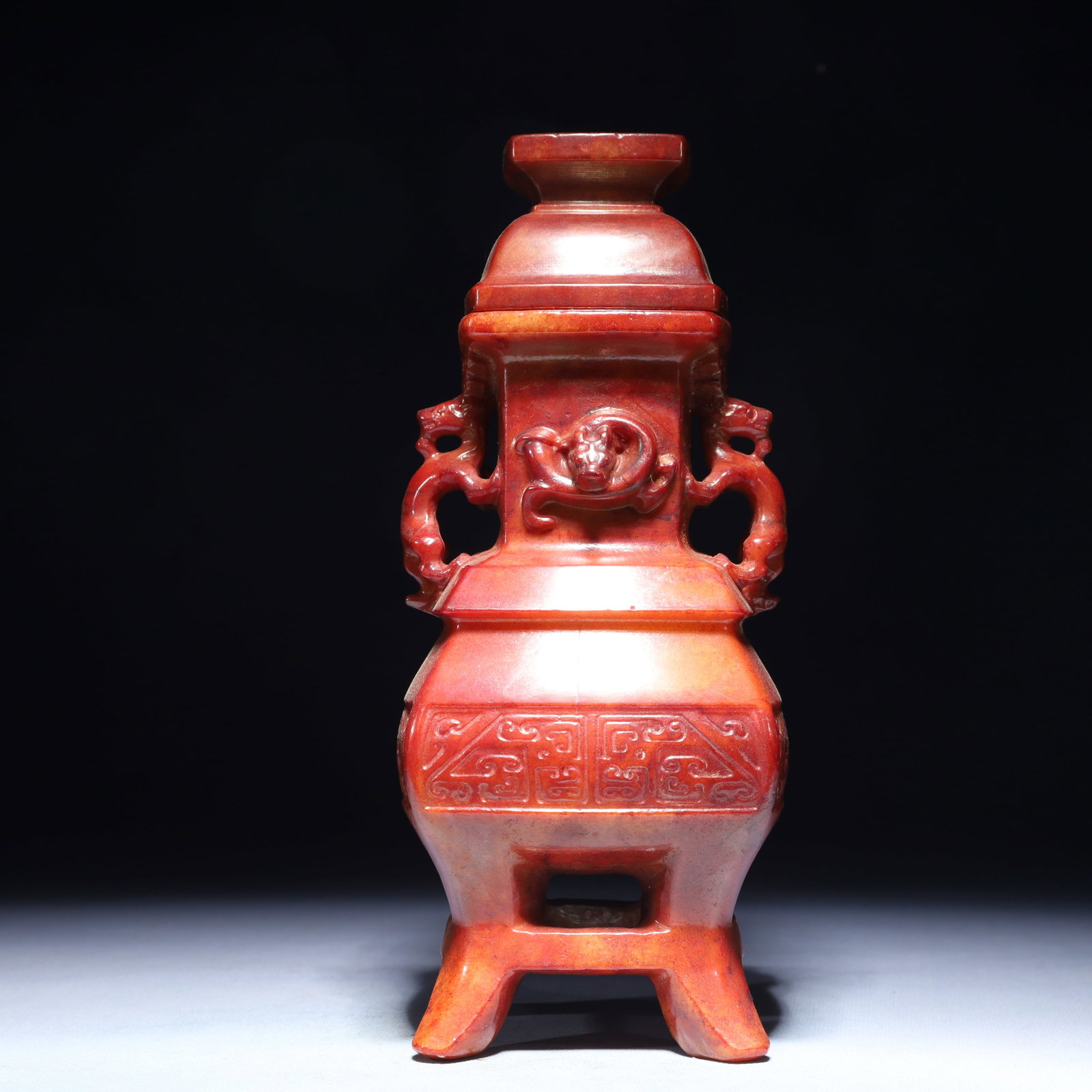 An Exquisite Archaic Jade Chi-Dragon Pattern Beast-Ears Bottle: An Exquisite Archaic Jade Chi-Dragon Pattern Beast-Ears Bottle,Ancient Time,China,Size:3.5inx9.1in,Weight:2200g 高古玉螭龙纹兽耳盖瓶,中