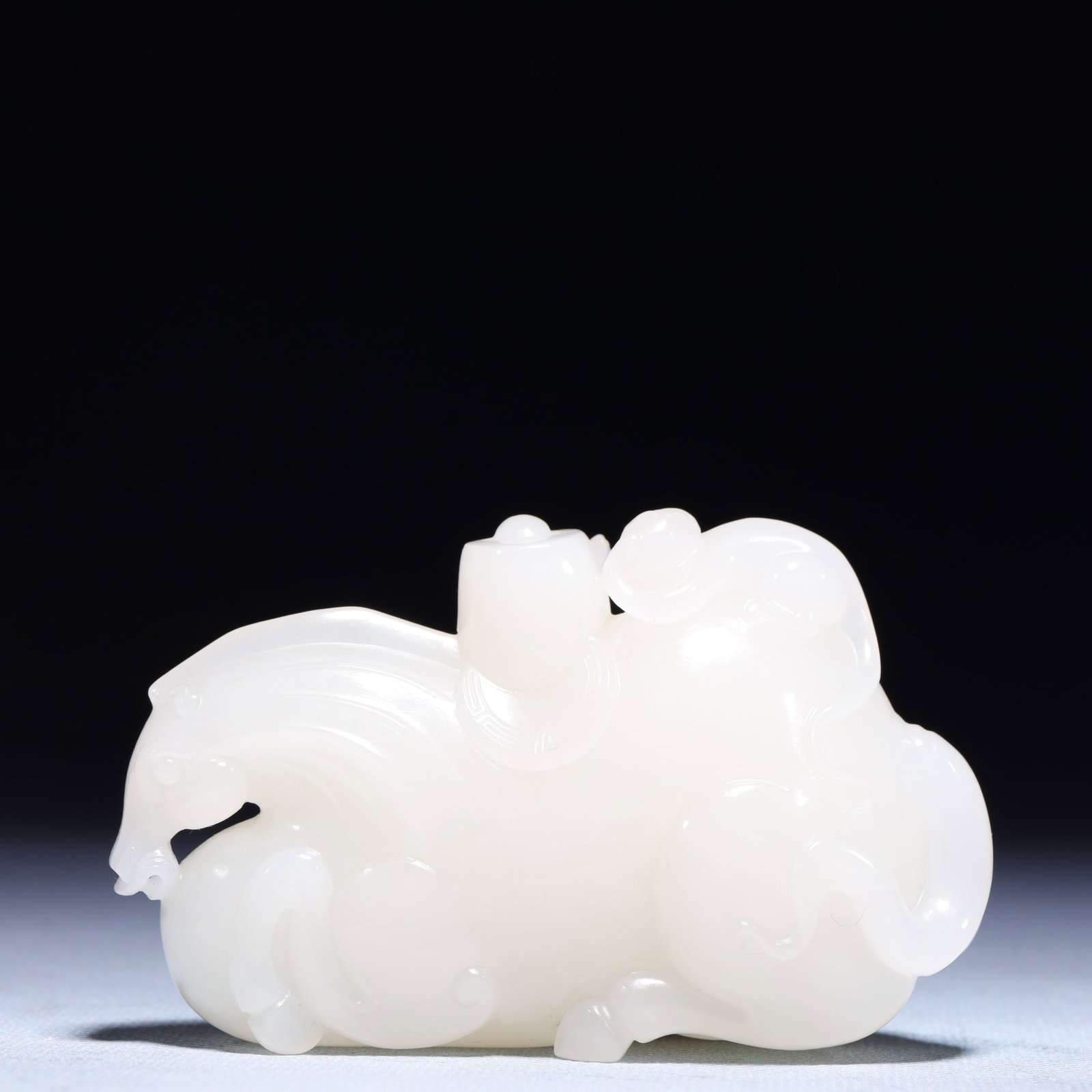 An Exquisite White Jade Horse Ornament (1 of 8)