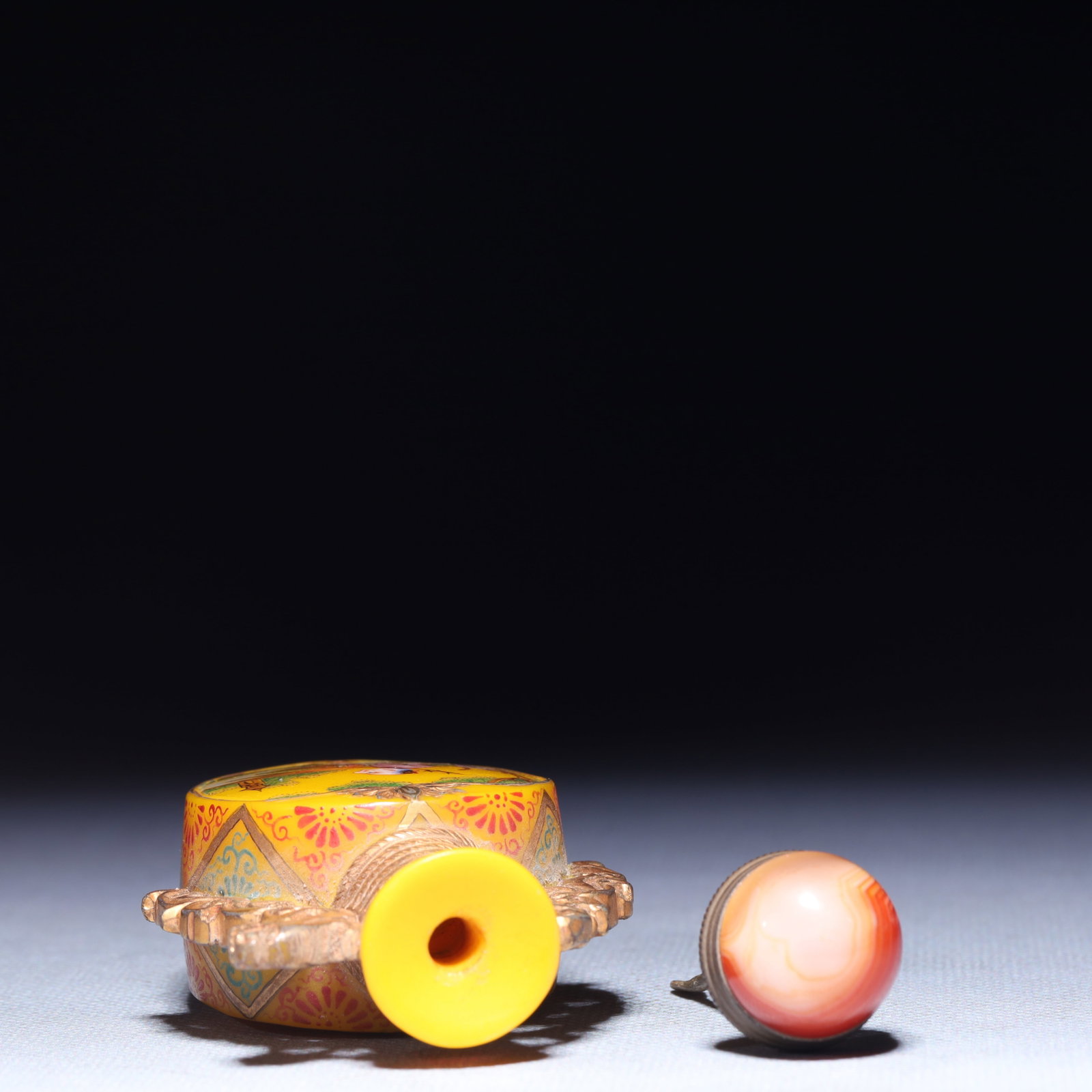 An Exquisite Glass Figure Pattern Snuff Bottle - 7