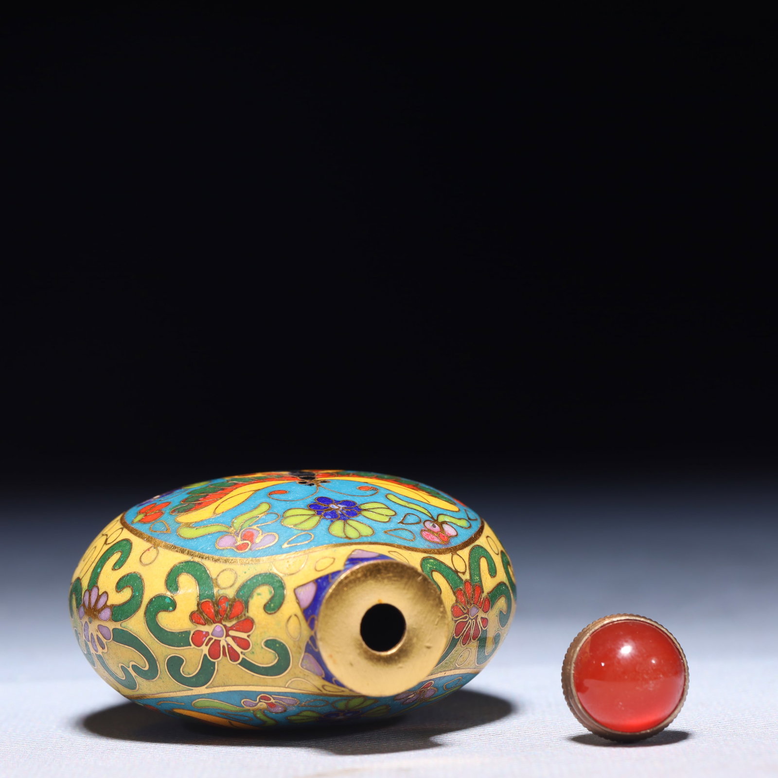 An Exquisite Cloisonne Flower and Butterfly Pattern Snuff Bottle - 7