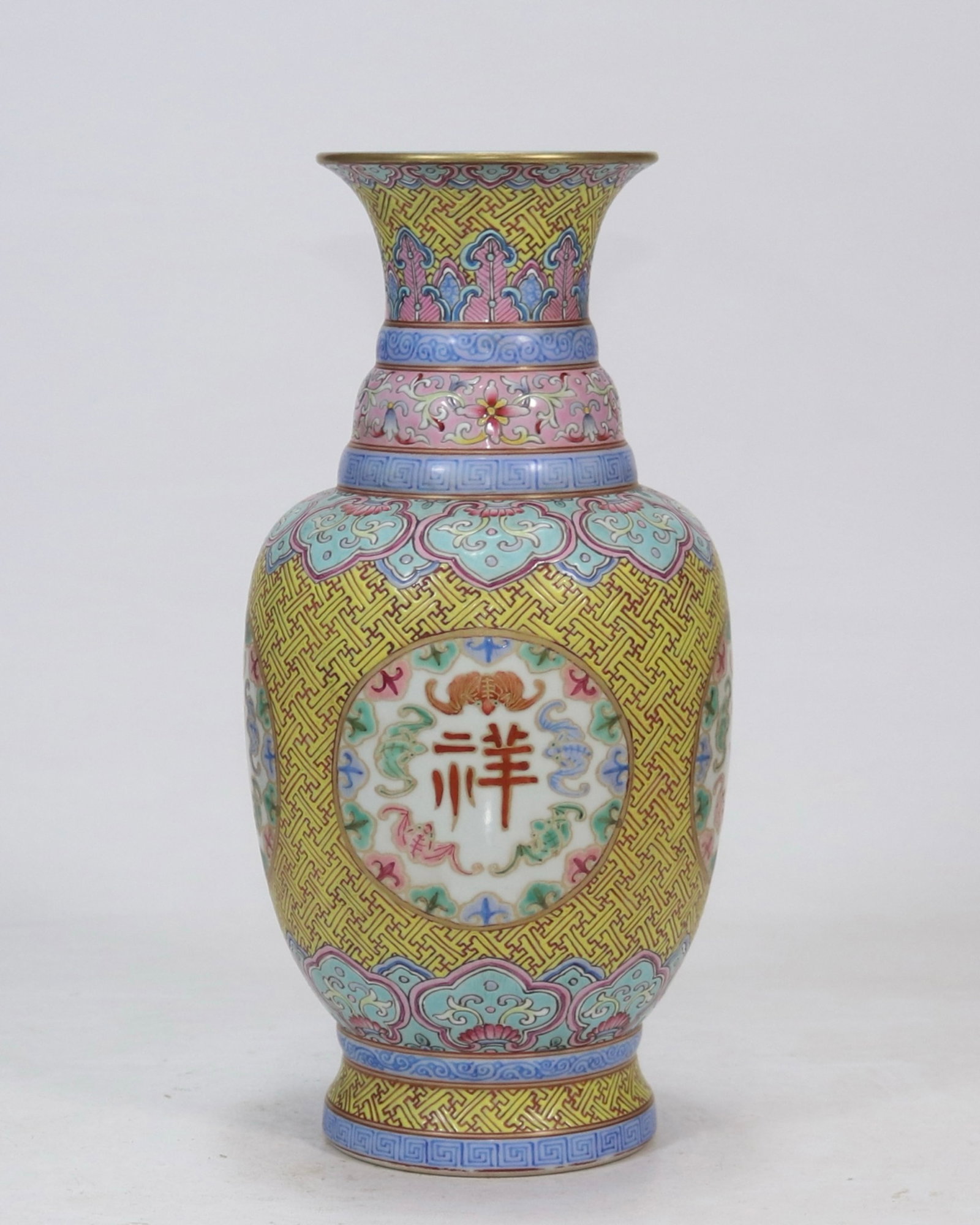 A Rare Enamel Lotus Pattern Vase - 2