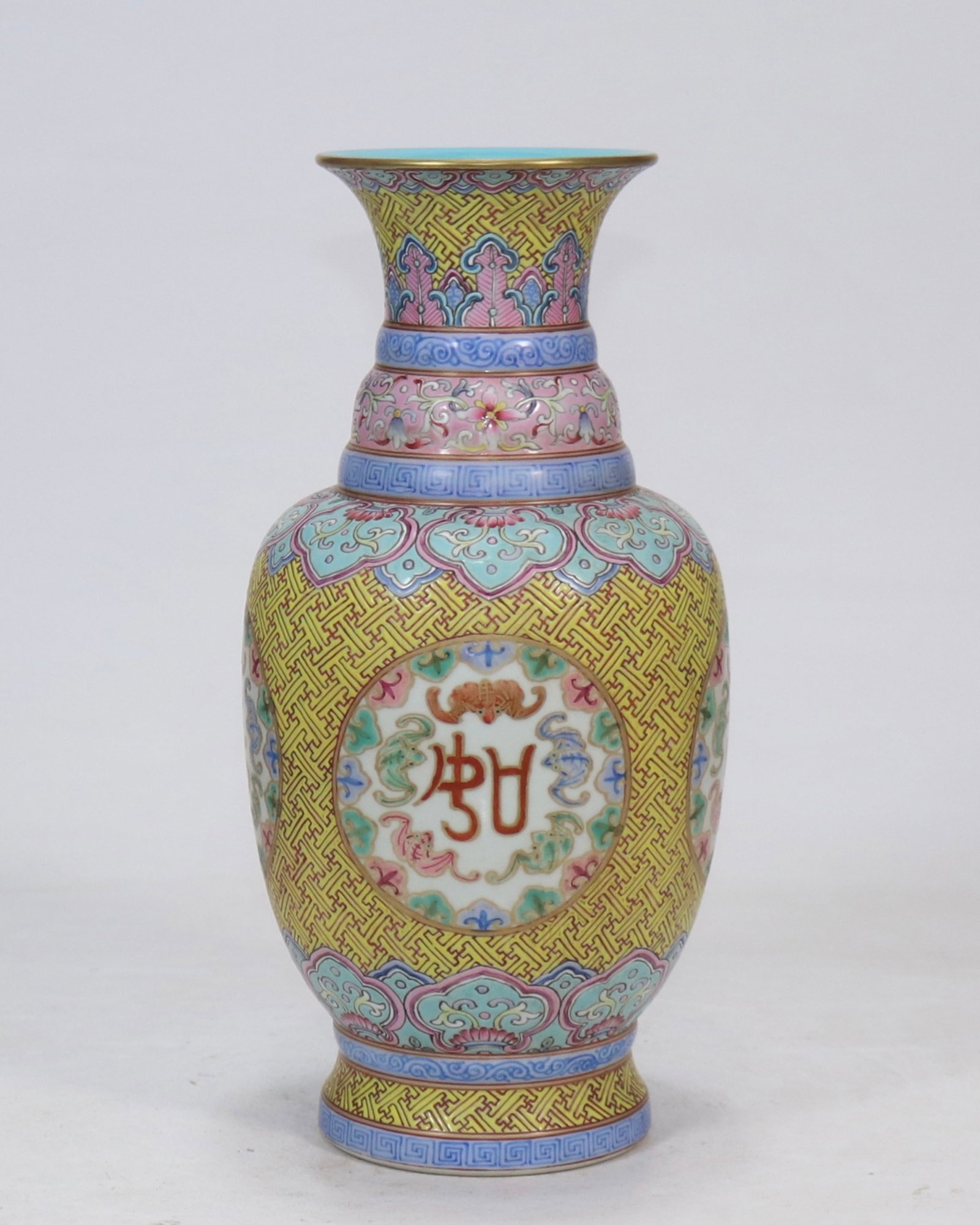A Rare Enamel Lotus Pattern Vase - 3