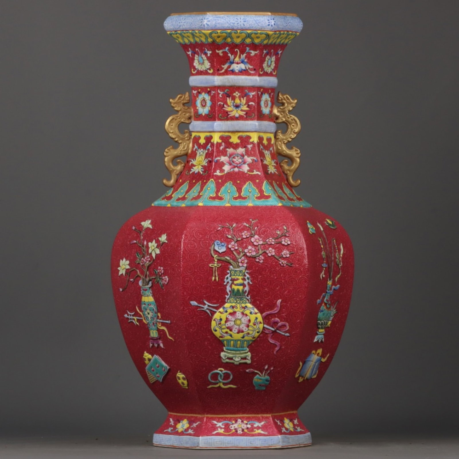 A Huge Ruby Red-Glazed Enamel Gilt Flower Pattern Double-Ears Vase: A Huge Ruby Red-Glazed Enamel Gilt Flower Pattern Double-Ears Vase,Qing Dynasty,China,Qianlong Four-character Mark,Size:17.3inx9.4in