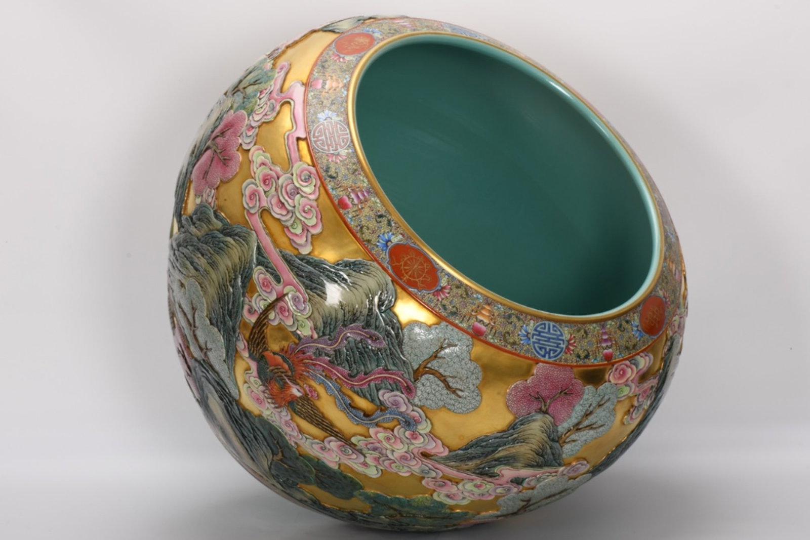 A Huge Enamel Auspicious Cloud and Phoenix Pattern Brush Washer - 6
