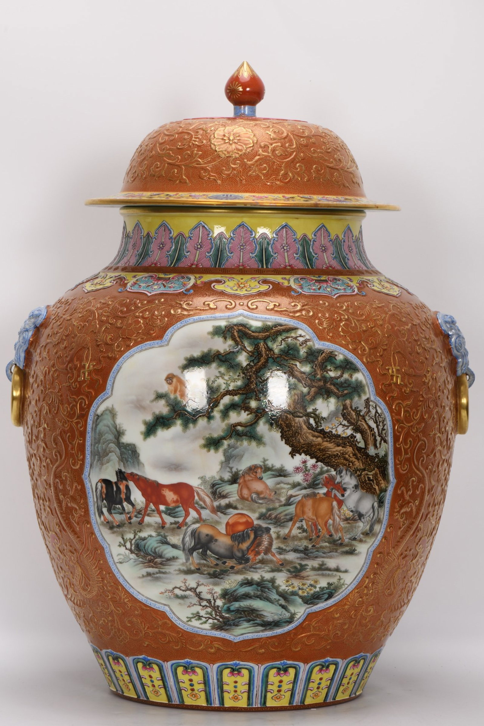 A Huge Enamel Iron-Red Painted Gold Horse Pattern Beast-Ears Jar with Cover: A Huge Enamel Iron-Red Painted Gold Horse Pattern Beast-Ears Jar with Cover,Qing Dynasty,China,Qianlong Six-character Mark,Size:23.6inx17.3in 珐琅彩矾红描金&#