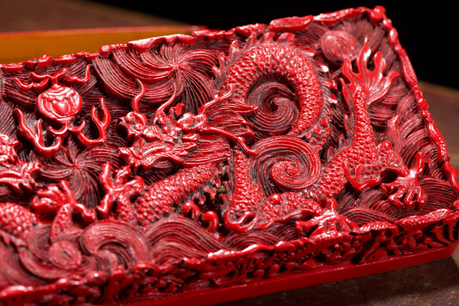 An Exquisite Carved Red Lacquer Dragon Pattern Box - 6