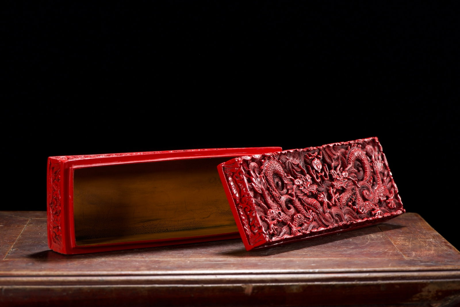 An Exquisite Carved Red Lacquer Dragon Pattern Box - 8
