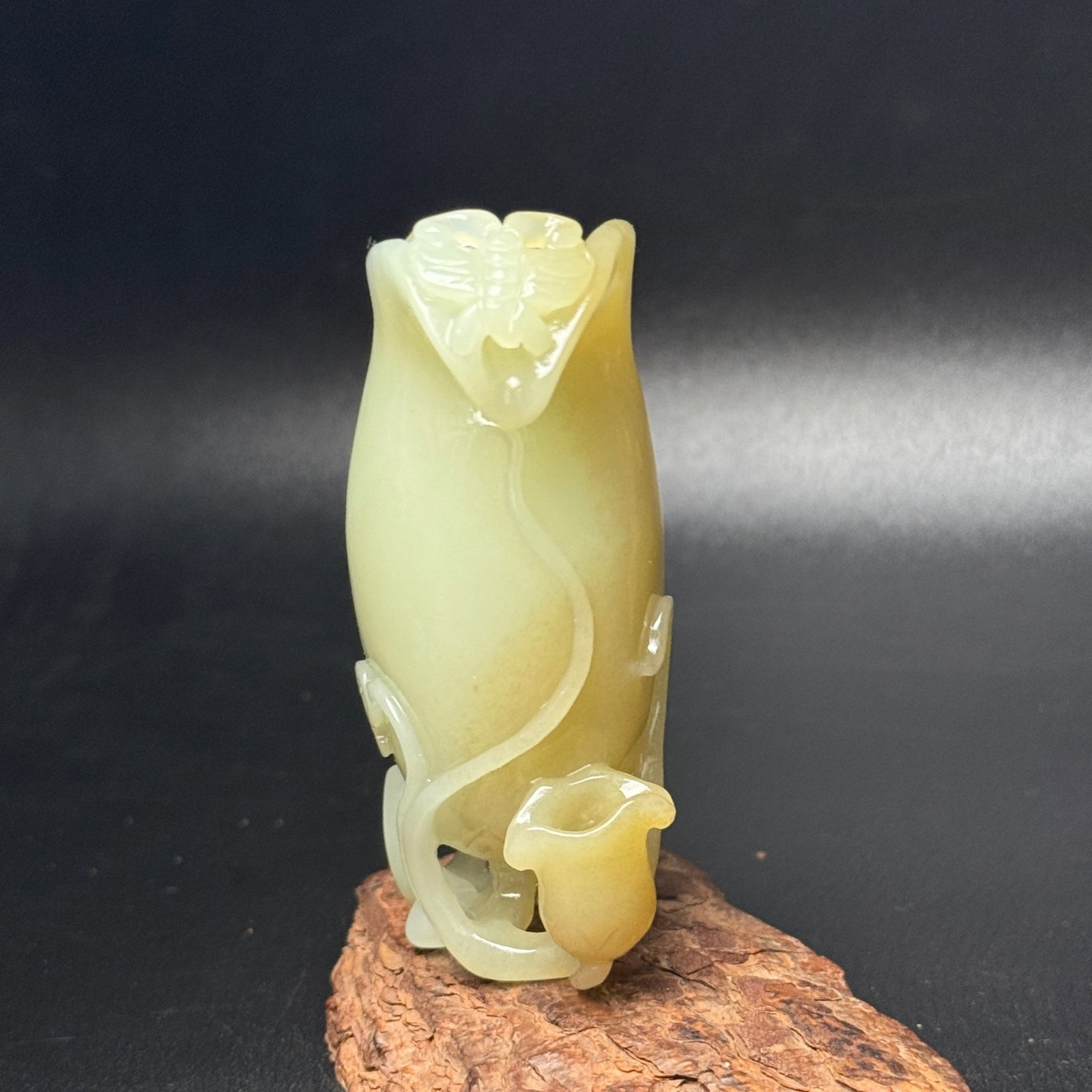 An Exquisite White Jade Flower Pattern Cup - 3