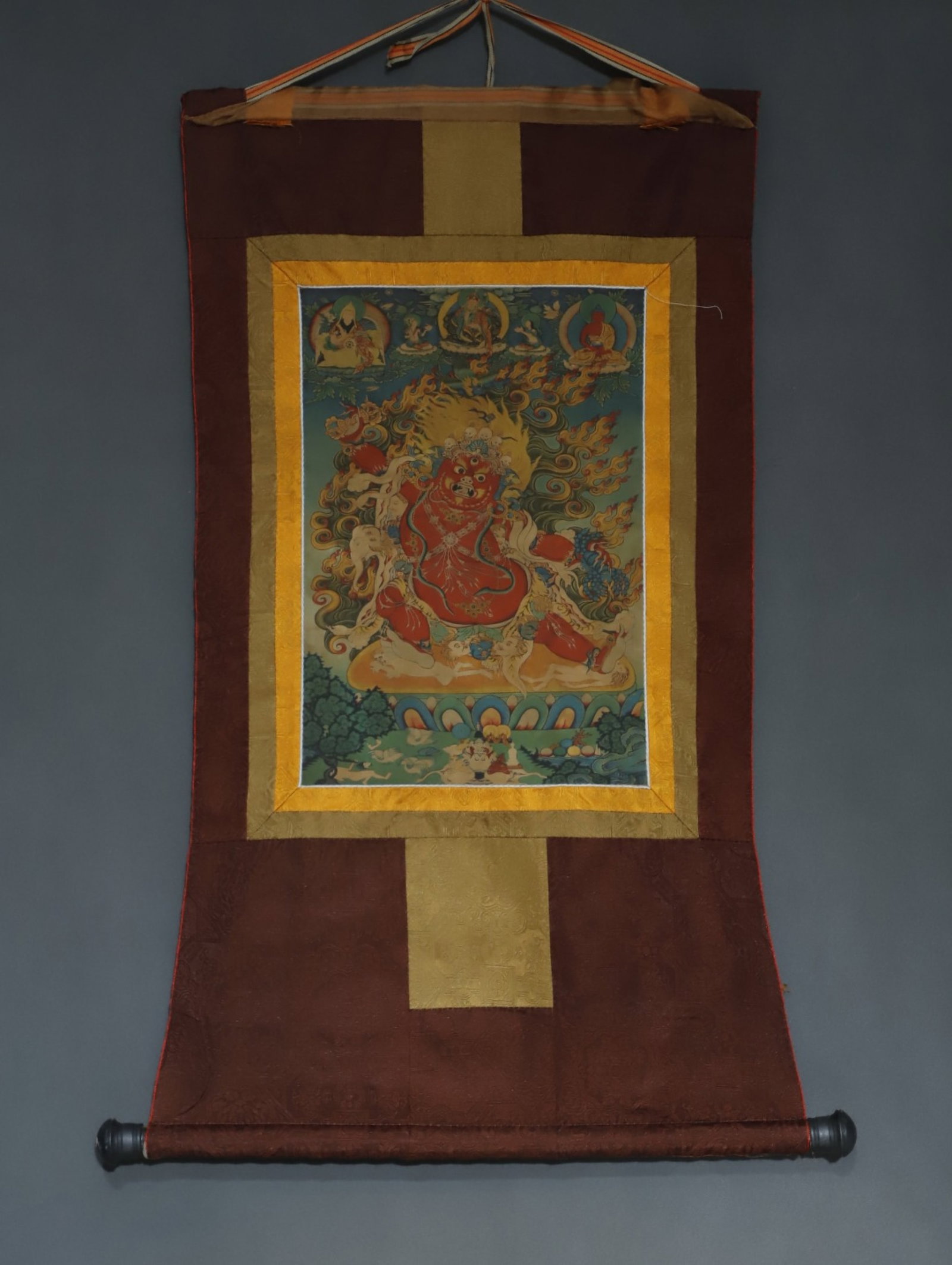 A Rare Brocade Painted Color Statue of Vajra Tangka: A Rare Brocade Painted Color Statue of Vajra Tangka,Qing Dynasty, China,Size:34.6inx18.1in,(Without frame)16.5inx11in