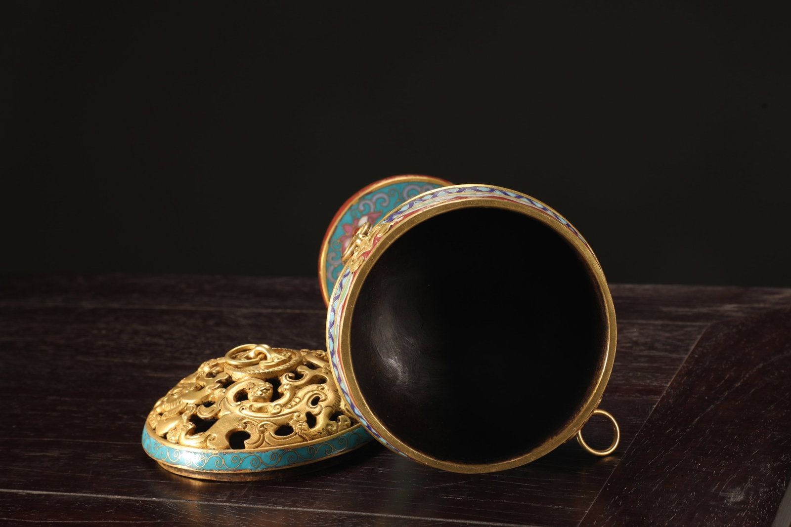 An Exquisite Cloisonne Lotus Pattern Hatstand - 5