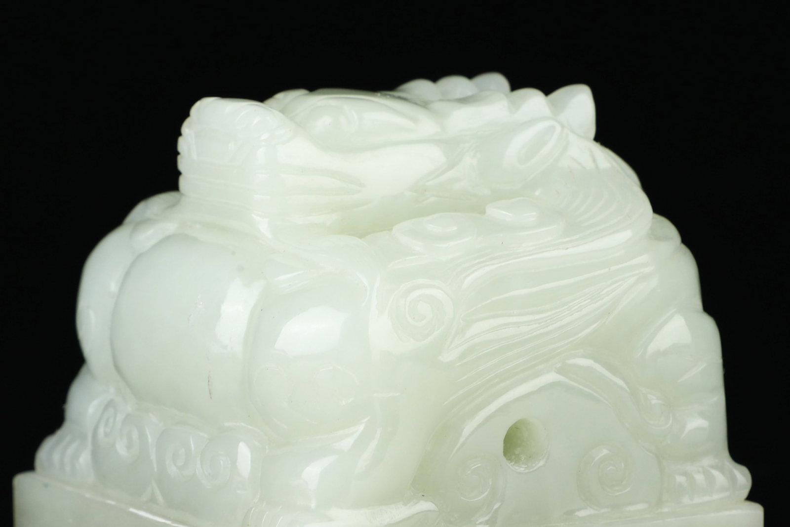 An Exquisite White Jade Dragon Pattern Seal - 4