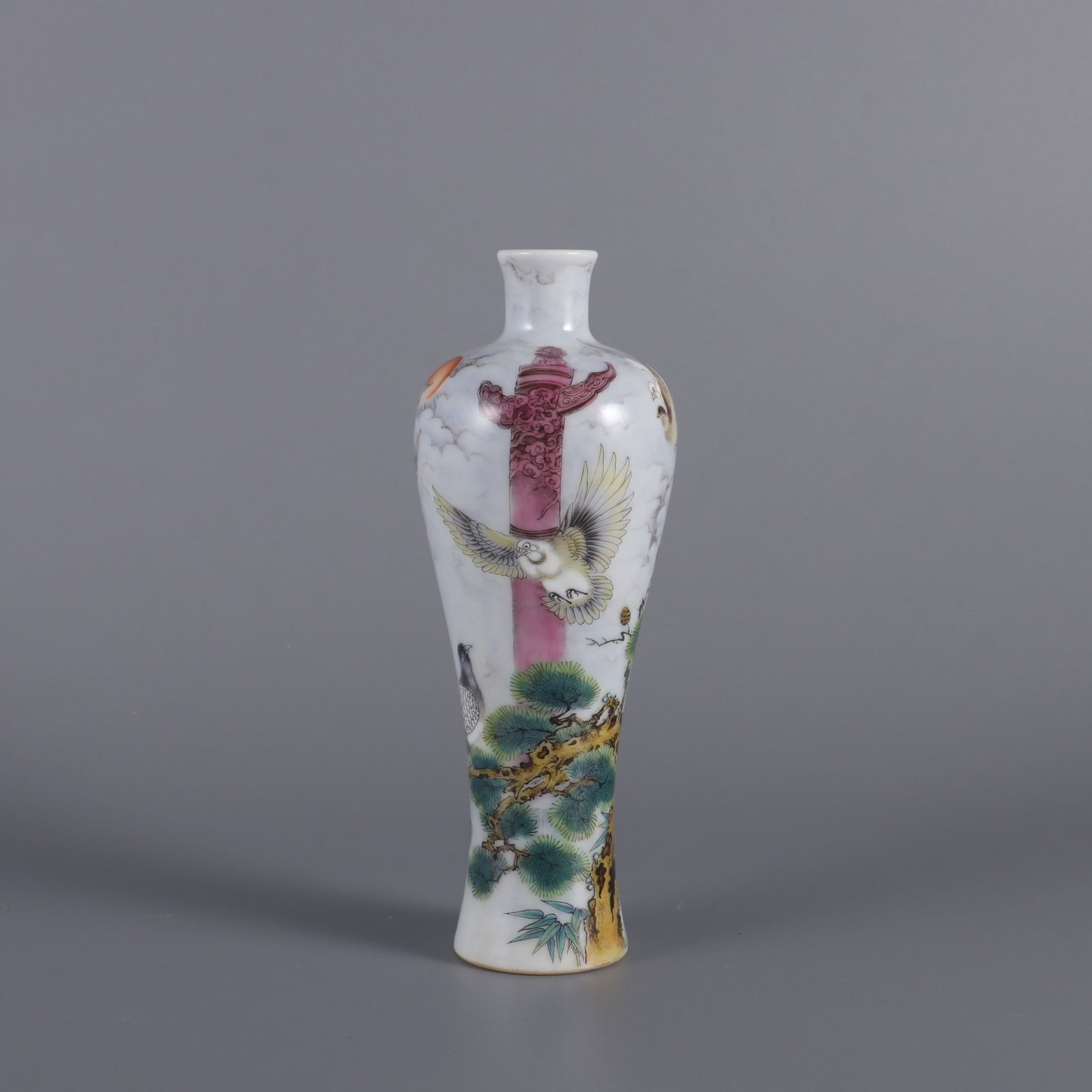 An Exquisite Enamel Flower and Bird Pattern Vase: An Exquisite Enamel Flower and Bird Pattern Vase,Qing Dynasty,China,Yongzheng Four-character Mark,Size:5.8inx2.2in