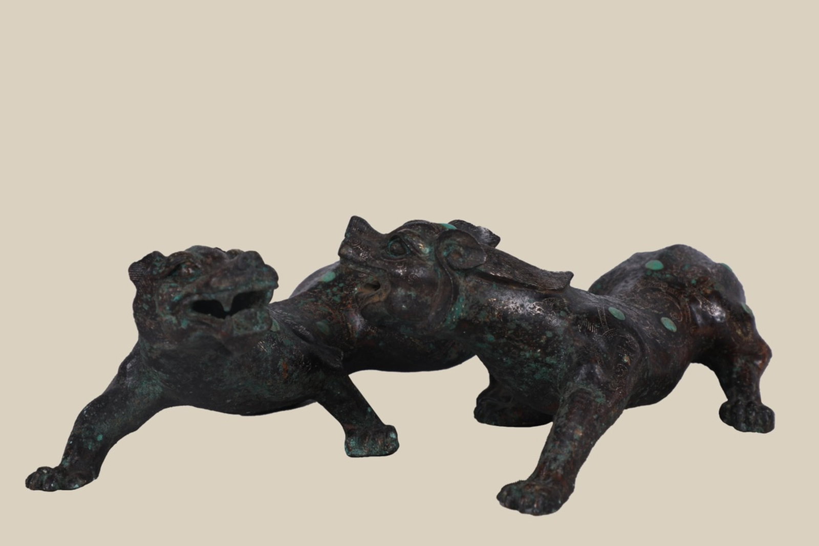 A Pair of Exquisite Bronze Inlaid Gold and Silver Inlaid Turquoise Tiger Ornament (1 of 9)