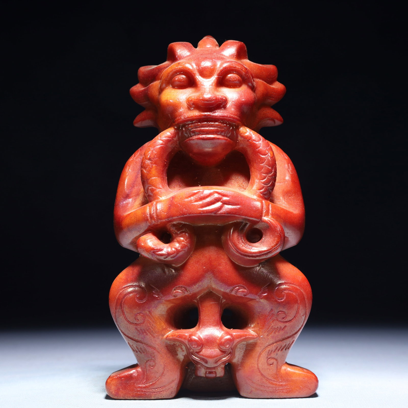 An Exquisite Archaic Jade Beast Ornament: An Exquisite Archaic Jade Beast Ornament,Ancient Time,China,Size:3.9inx2inx6.7in,Weight:1450g 高古玉兽摆件,中国远古时期