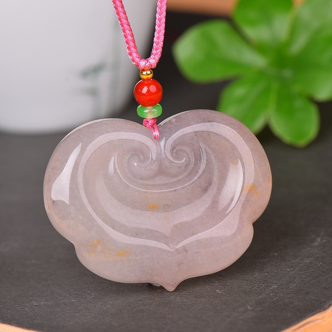 An Exquisite White Jade Auspicious Cloud Pattern Pendant - 2