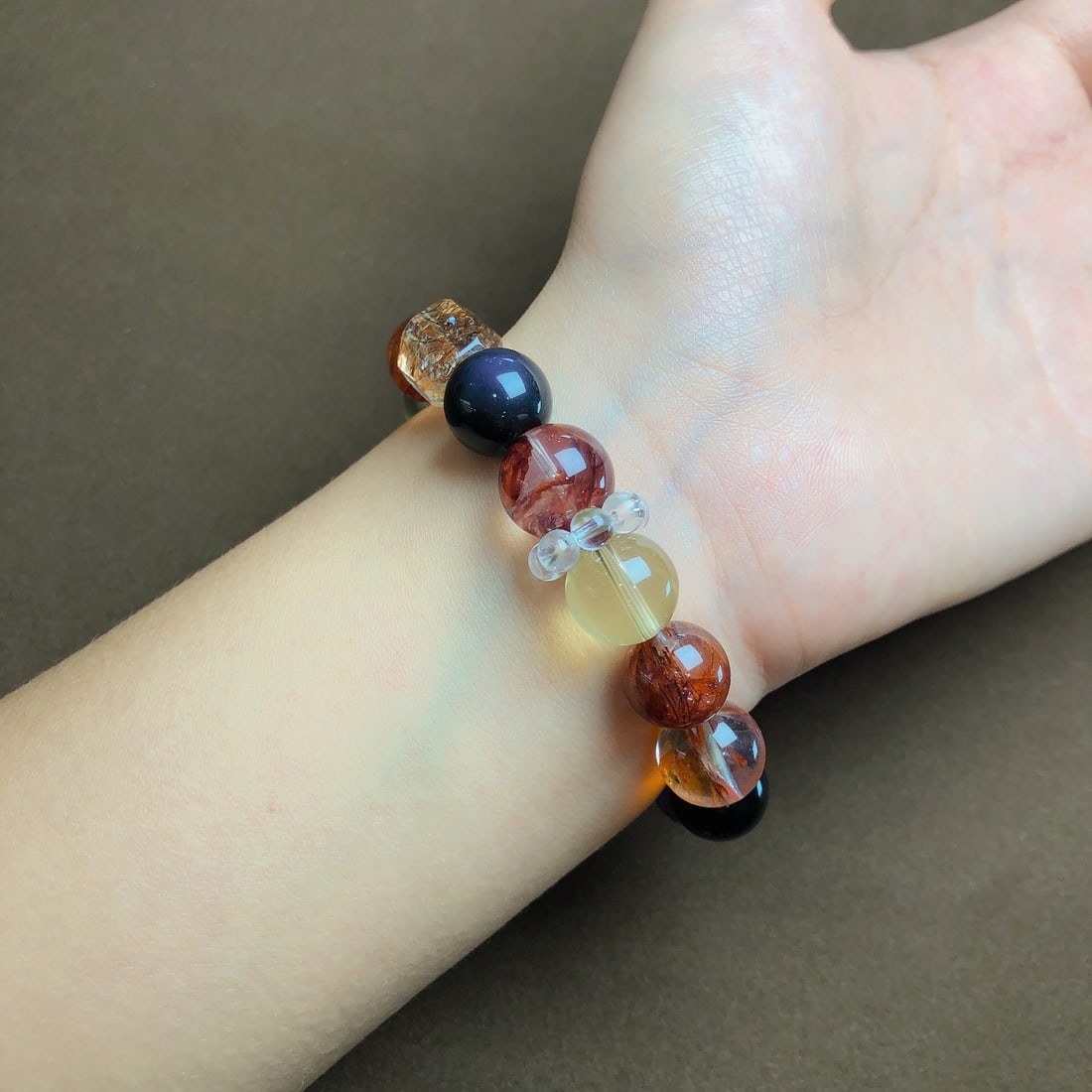 An Exquisite Crystal Bracelets - 5
