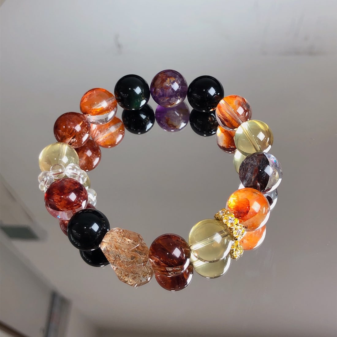 An Exquisite Crystal Bracelets - 9