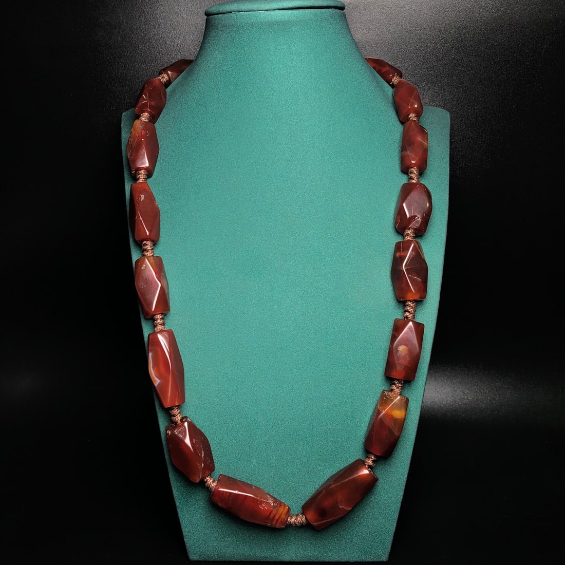 An Exquisite Agate Pendant - 9
