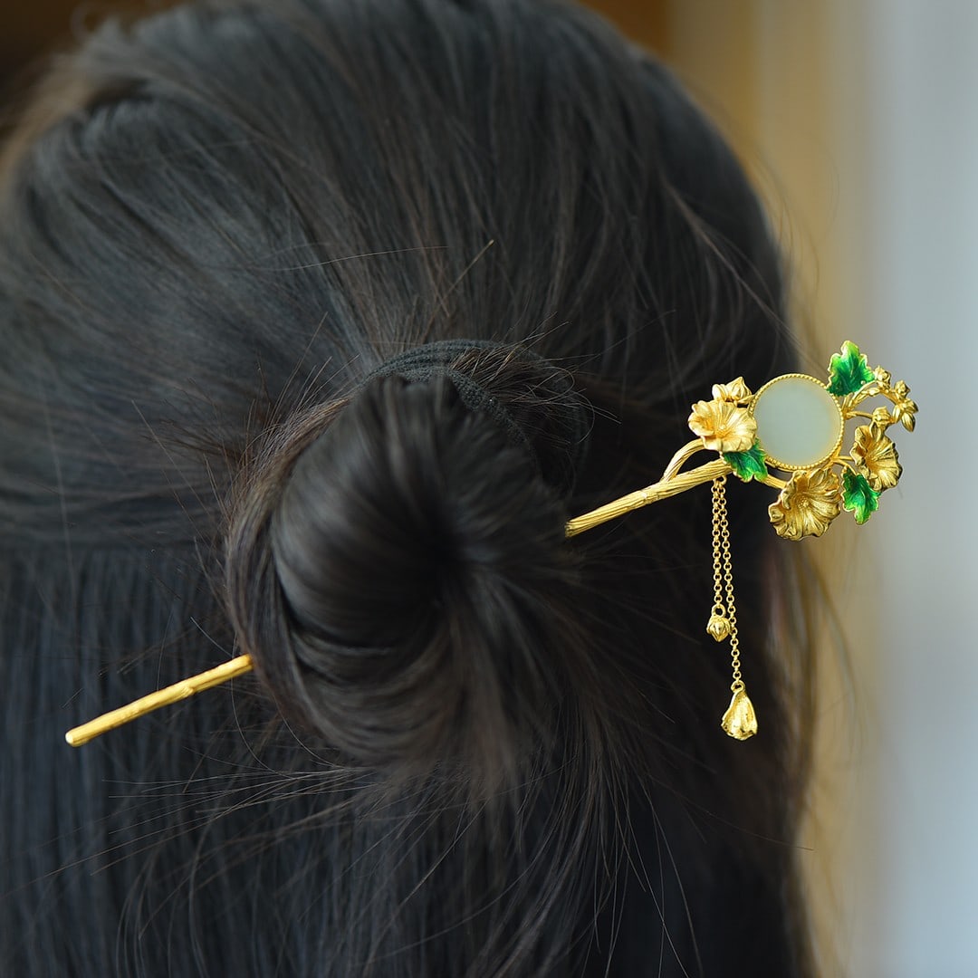 An Exquisite Sterling Silver-Gold Plated Inlaid White Jade Enamel Hairpin: An Exquisite Sterling Silver-Gold Plated Inlaid White Jade Enamel Hairpin 纯银镀金镶白玉珐琅发簪