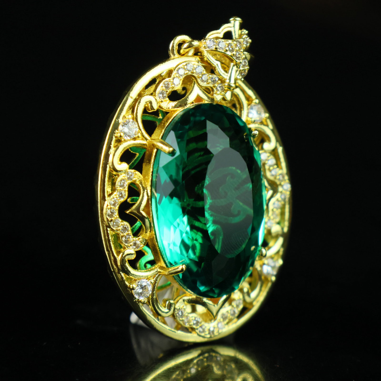 An Exquisite Pendant - 3