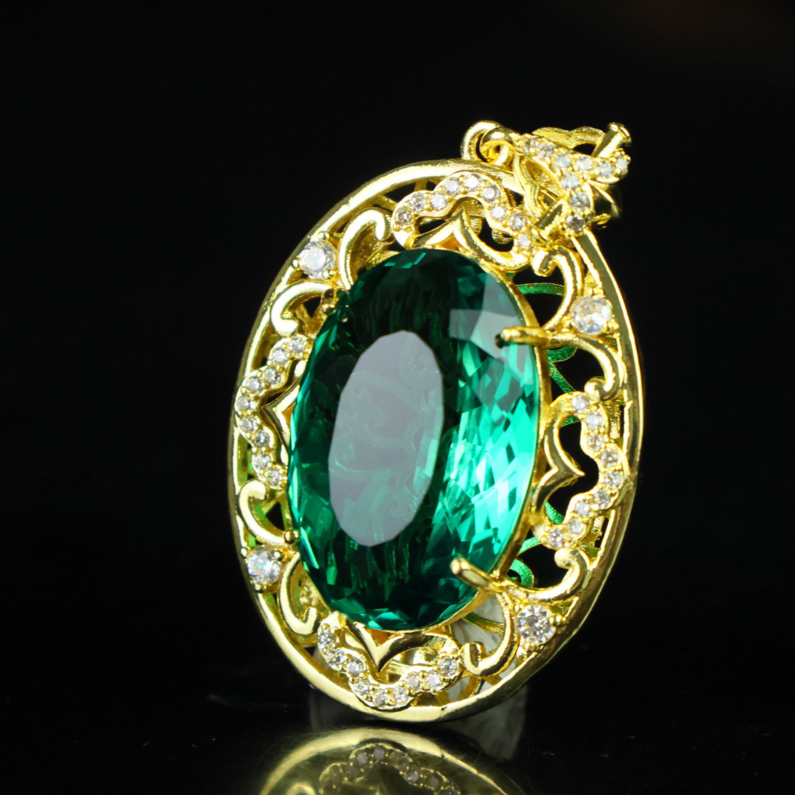 An Exquisite Pendant - 4