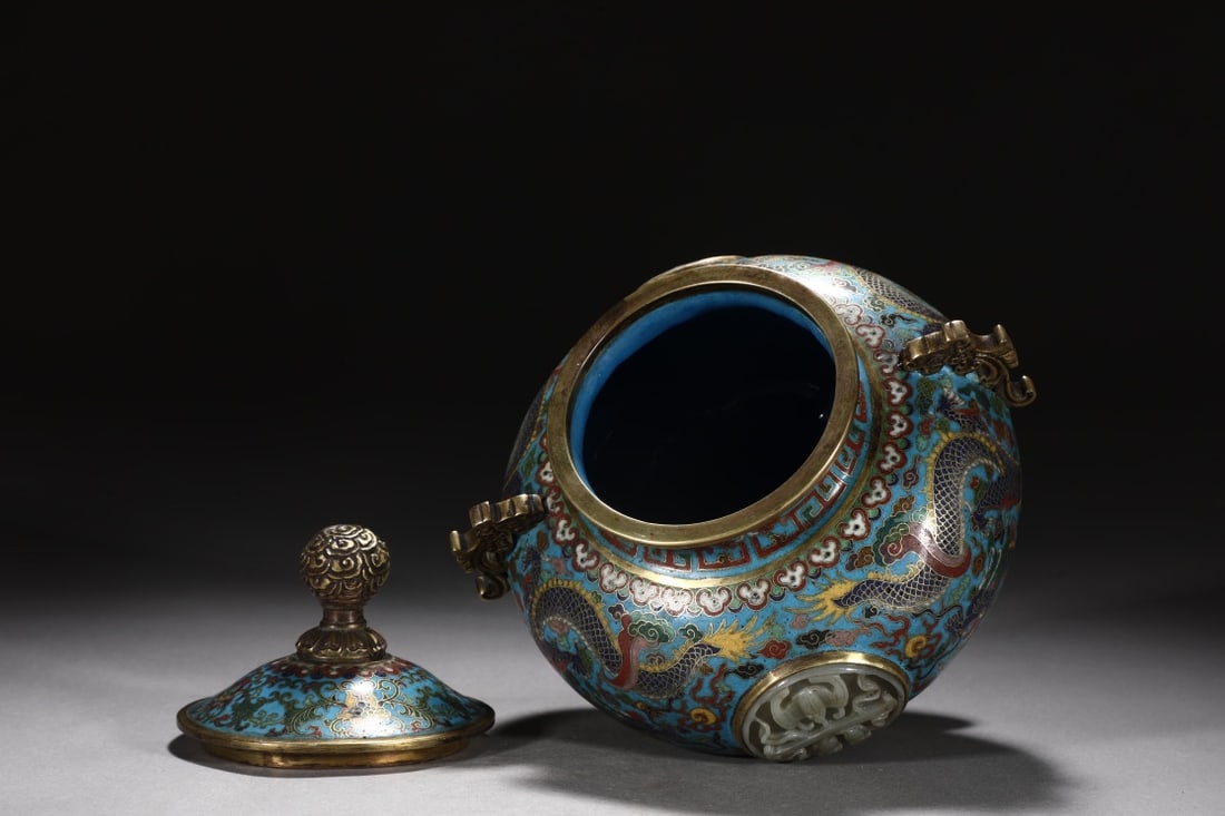 An Exquisite Cloisonne Lotus Pattern Dragon Pattern Double-Ears Jar - 5