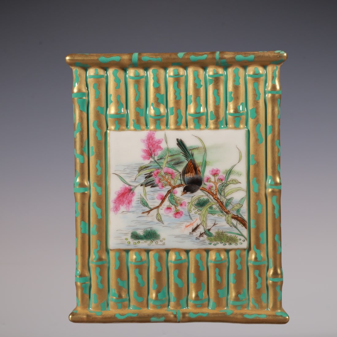 An Exquisite Enamel Painted Gold Flower and Bird Pattern with poem Brush Pot: An Exquisite Enamel Painted Gold Flower and Bird Pattern with poem Brush Pot Qing Dynasty, China Qianlong Four-character Mark Size:5.6inx4.6in珐琅彩描金开窗&#