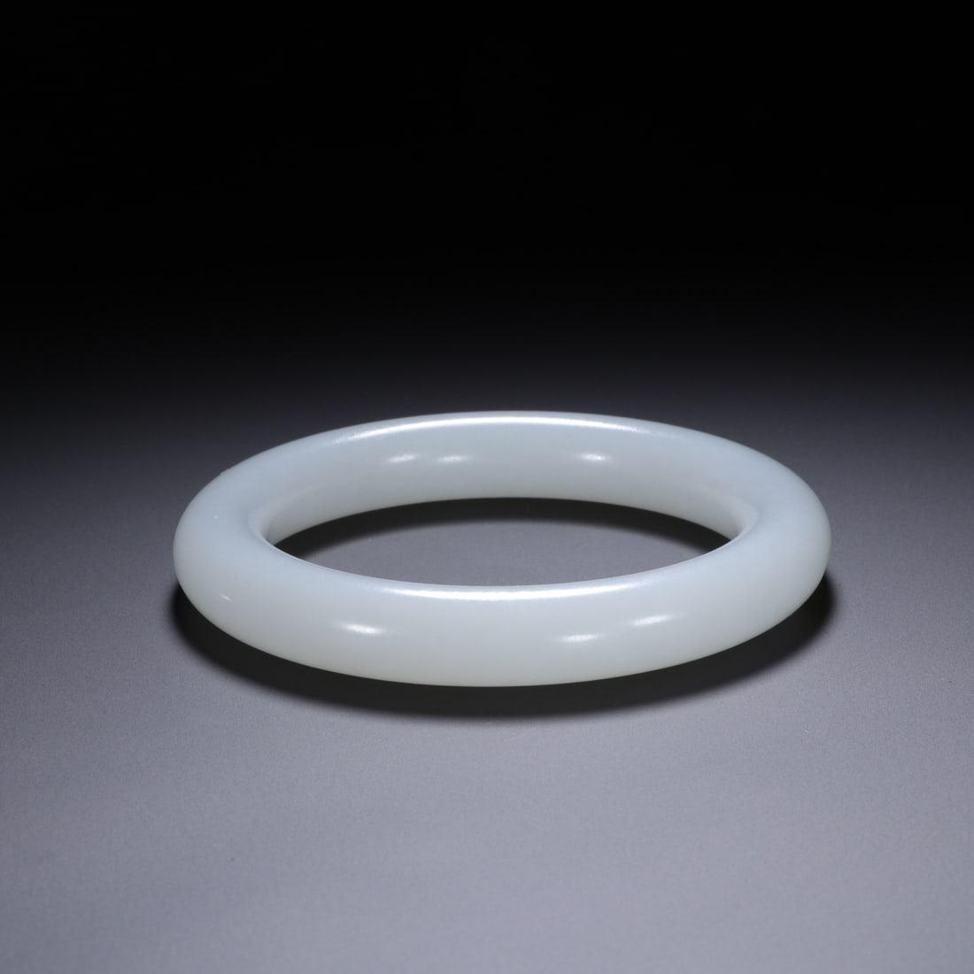 An Exquisite White Jade Bracelets - 4
