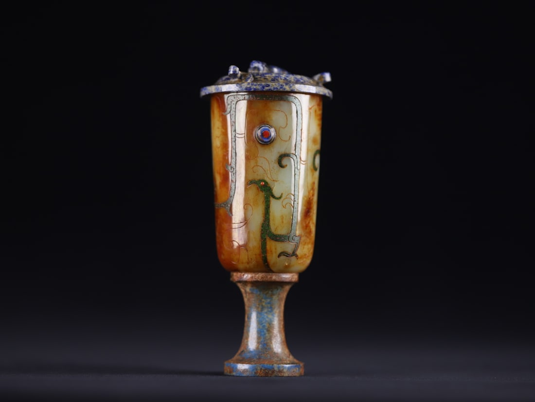 An Exquisite White Jade Inlaid Gems Cup: An Exquisite White Jade Inlaid Gems Cup Han Dynasty, China Size:5.7inx2in Weight:330g白玉高足杯 中国汉代 Size:14.5cmx5.0cm Weight:330g