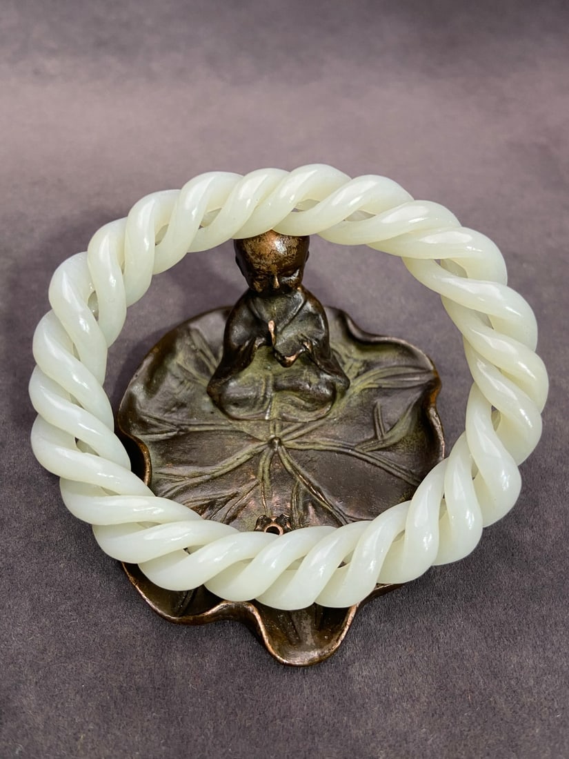 An Exquisite White Jade Bracelets - 4