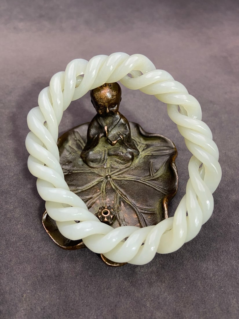 An Exquisite White Jade Bracelets - 5